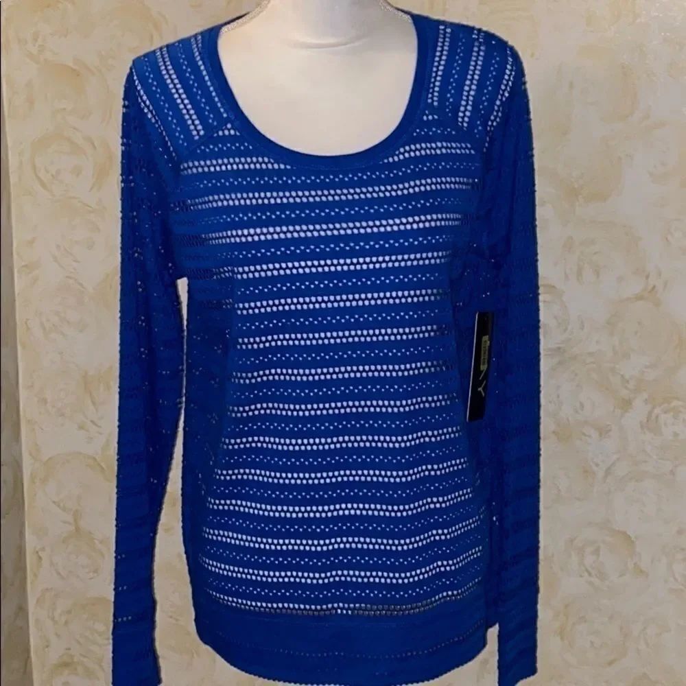 NWT! Andrew Marc Performance Royal Blue Top!
